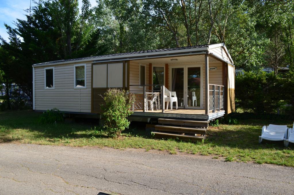 Camping La Vidaresse Hotel Sainte-Anastasie-sur-Issole Eksteriør billede