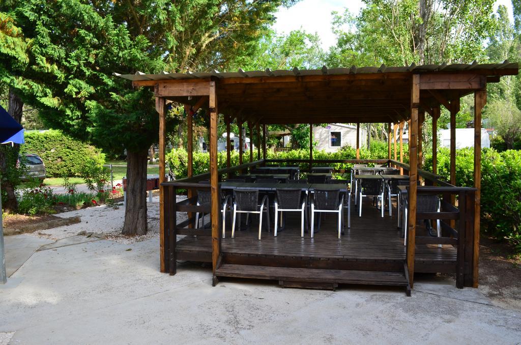 Camping La Vidaresse Hotel Sainte-Anastasie-sur-Issole Eksteriør billede