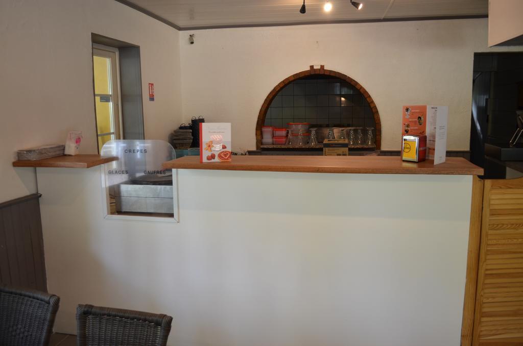 Camping La Vidaresse Hotel Sainte-Anastasie-sur-Issole Eksteriør billede